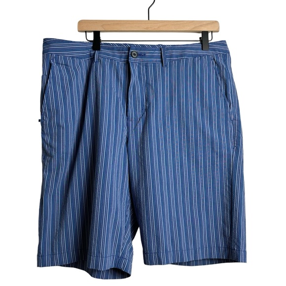 Tommy Bahama Wrinkle Resistant Nylon and Spandex Blue Striped Shorts size 35 - Picture 1 of 8